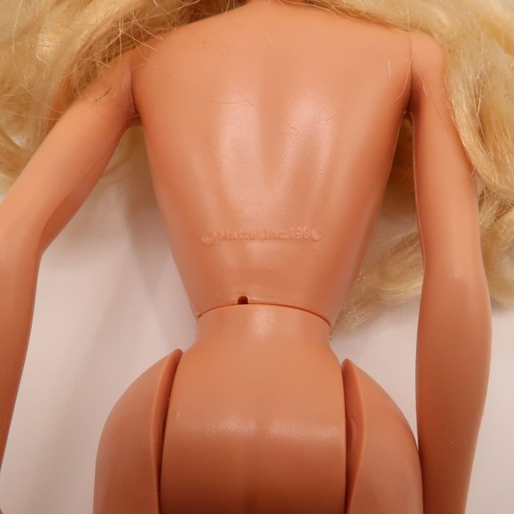Vintage Barbie Blonde Hair Blue Green Eyes No Clothes 1980s - Picture 3 of 6